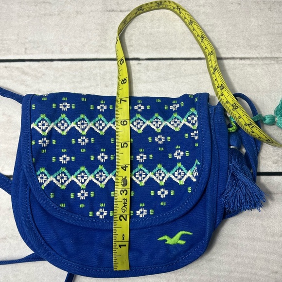 Hollister Crossbody Purse - Picture 6 of 6